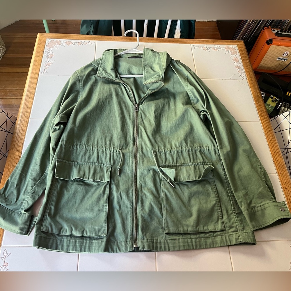Uniqlo Green Cinched Hooded Jacket